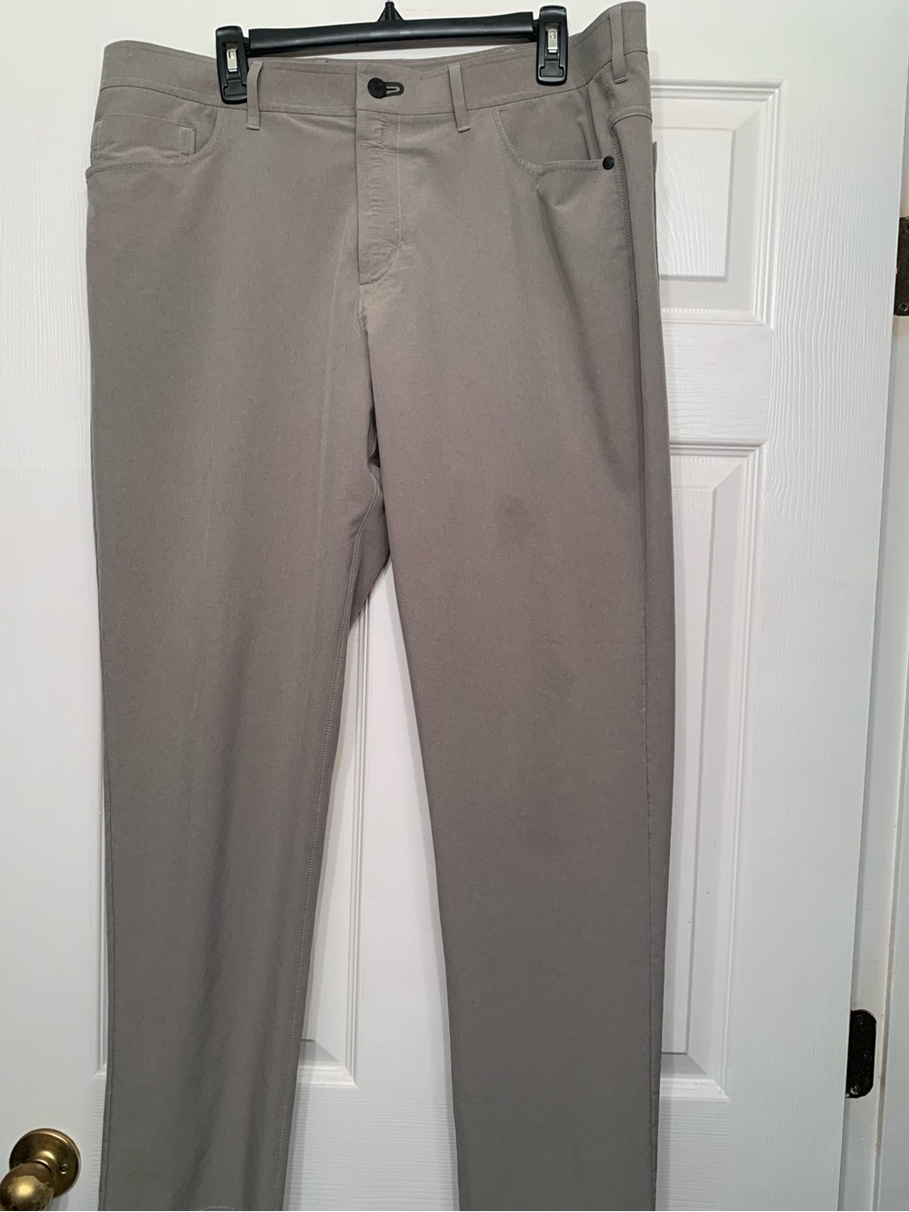 Public Rec Mens 5 Pocket Stretch Performance Tapered Pants Size
38/32 Golf Grey